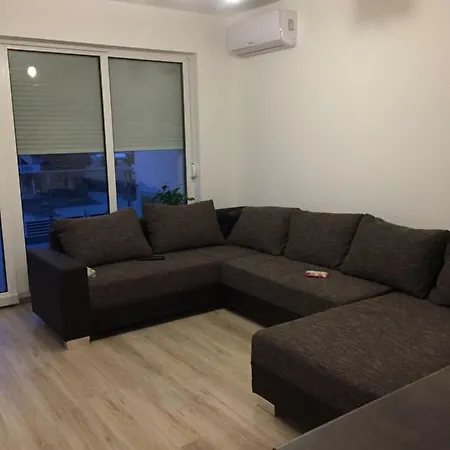Virag Apartman Διαμέρισμα *