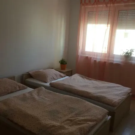 Διαμέρισμα Virag Apartman *